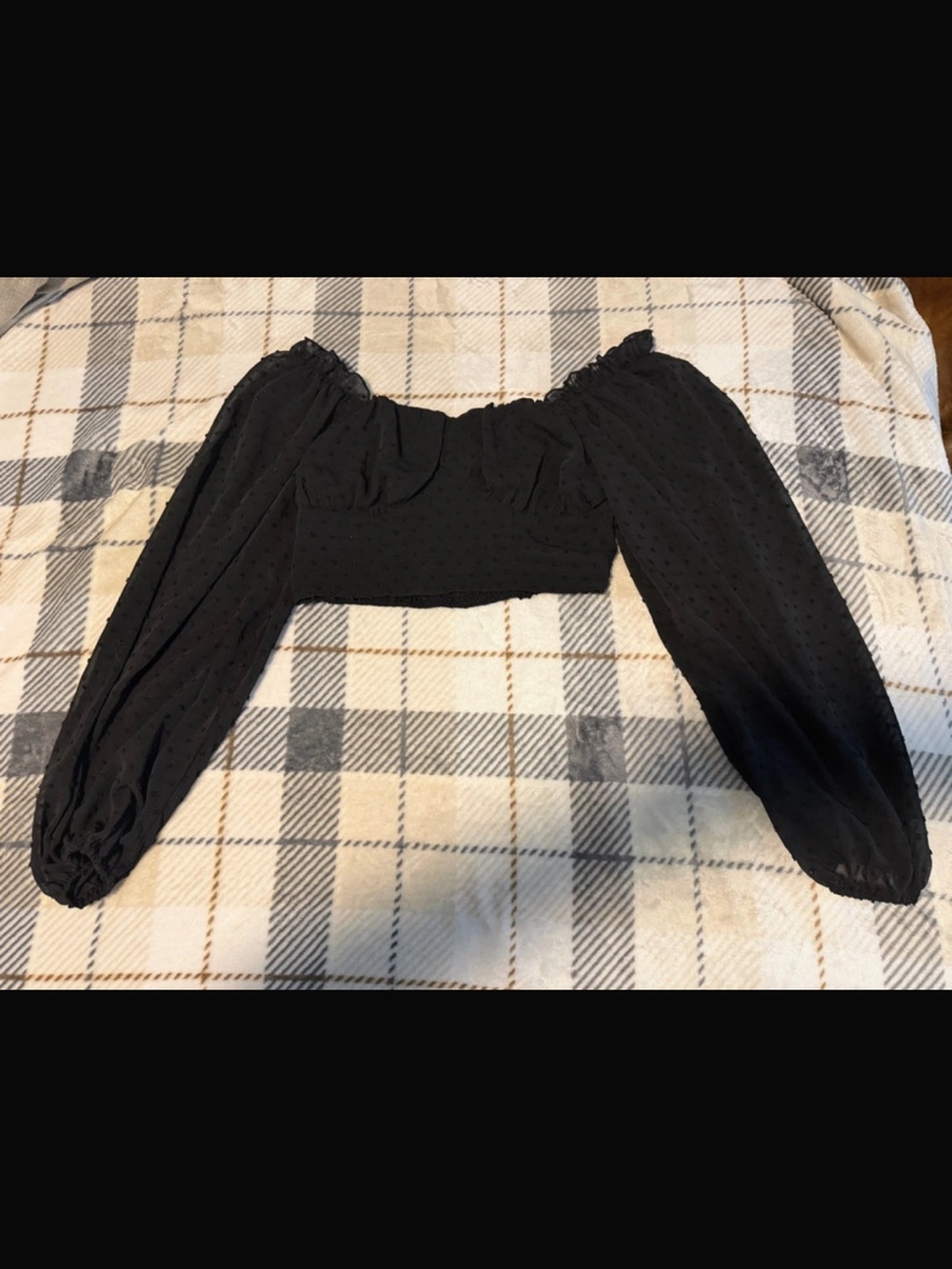 Black Off-Shoulder Puff Sleeve Crop Top